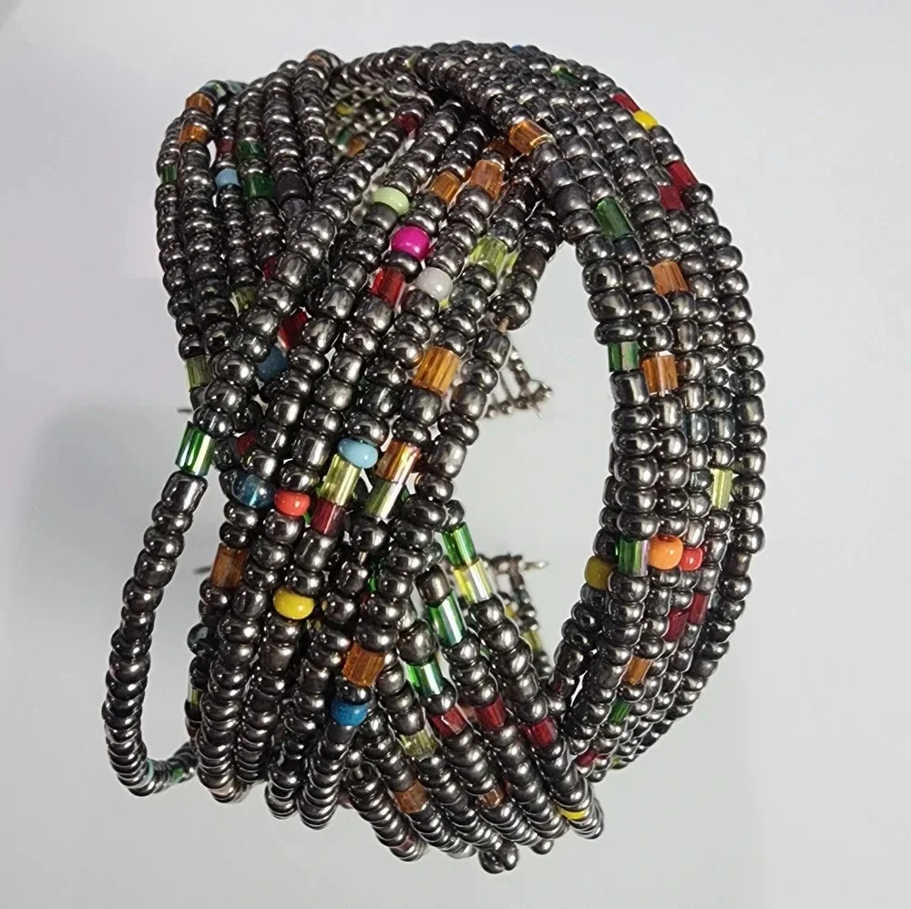 N/A beaded bangle